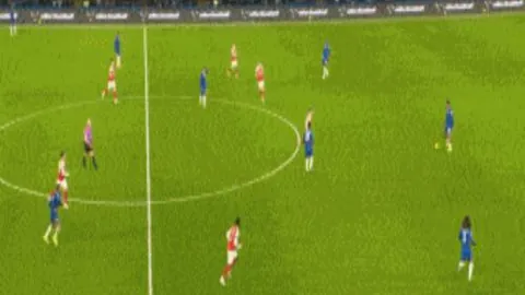 全国春季游泳赛第三日：覃海洋、余依婷、张展硕摘得金牌